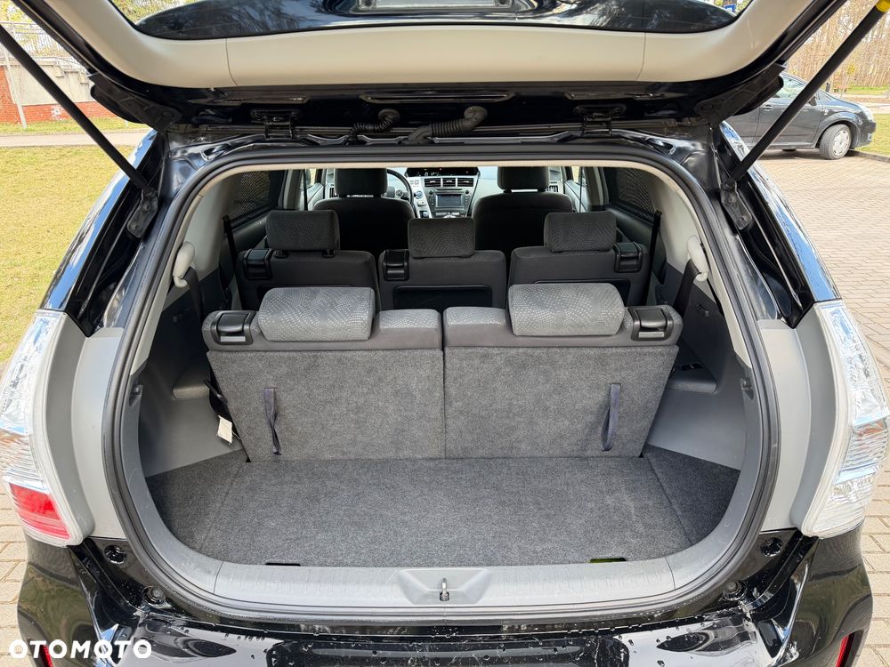 Toyota Prius+ (Hybrid) Executive - 10