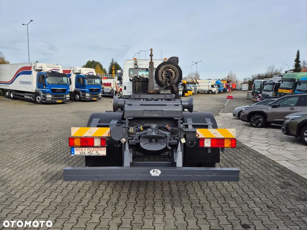 Mercedes-Benz Axor 18.33 4X4 / HAKOWIEC / PŁUG ŚNIEŻNY / SCHMIDT / BLOKADY MOSTÓW / ODRESTAUROWANY / SERWISOWANY / 1 WŁ. / UDT I TRANSPORT MOŻLIWY - 11