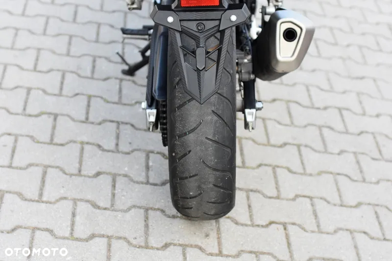 Honda CB - 21