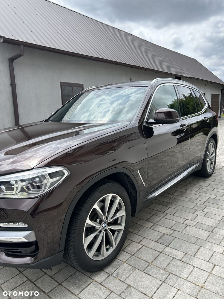 BMW X3 xDrive30i Luxury Line - 4