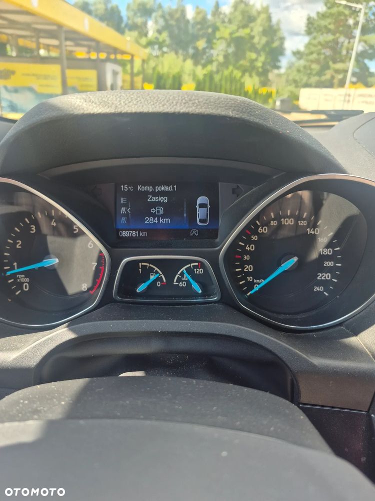 Ford Kuga - 11
