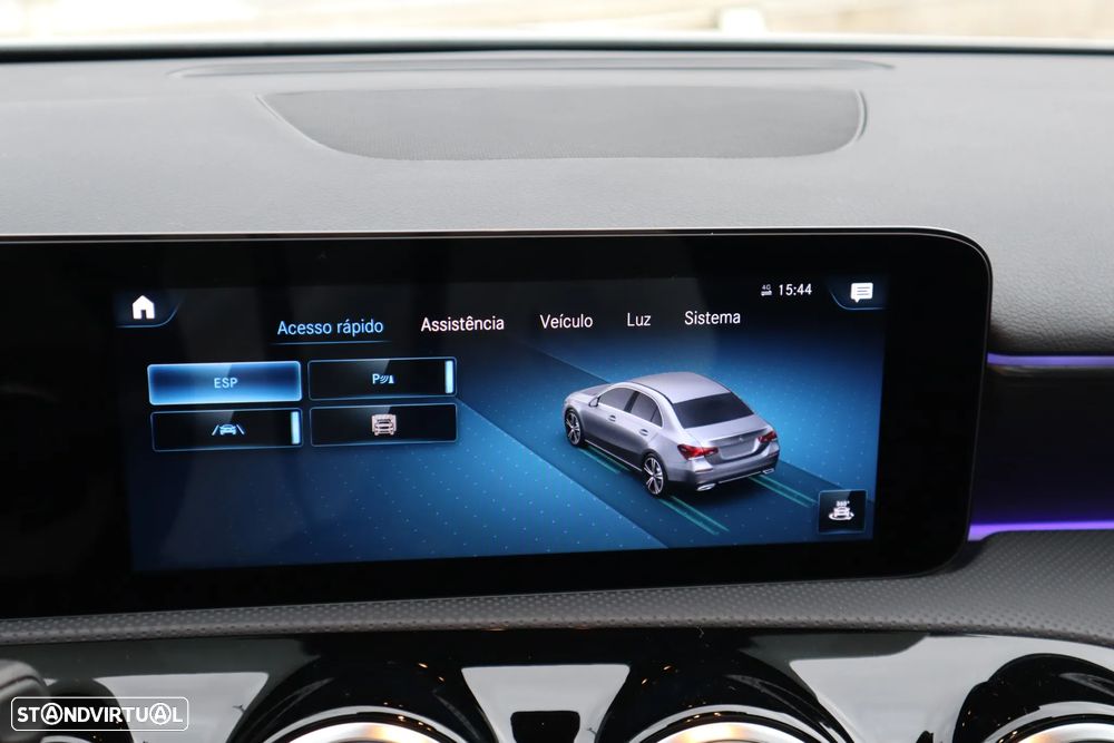 Mercedes-Benz A 250 Limousine e 8G-DCT AMG Line - 21