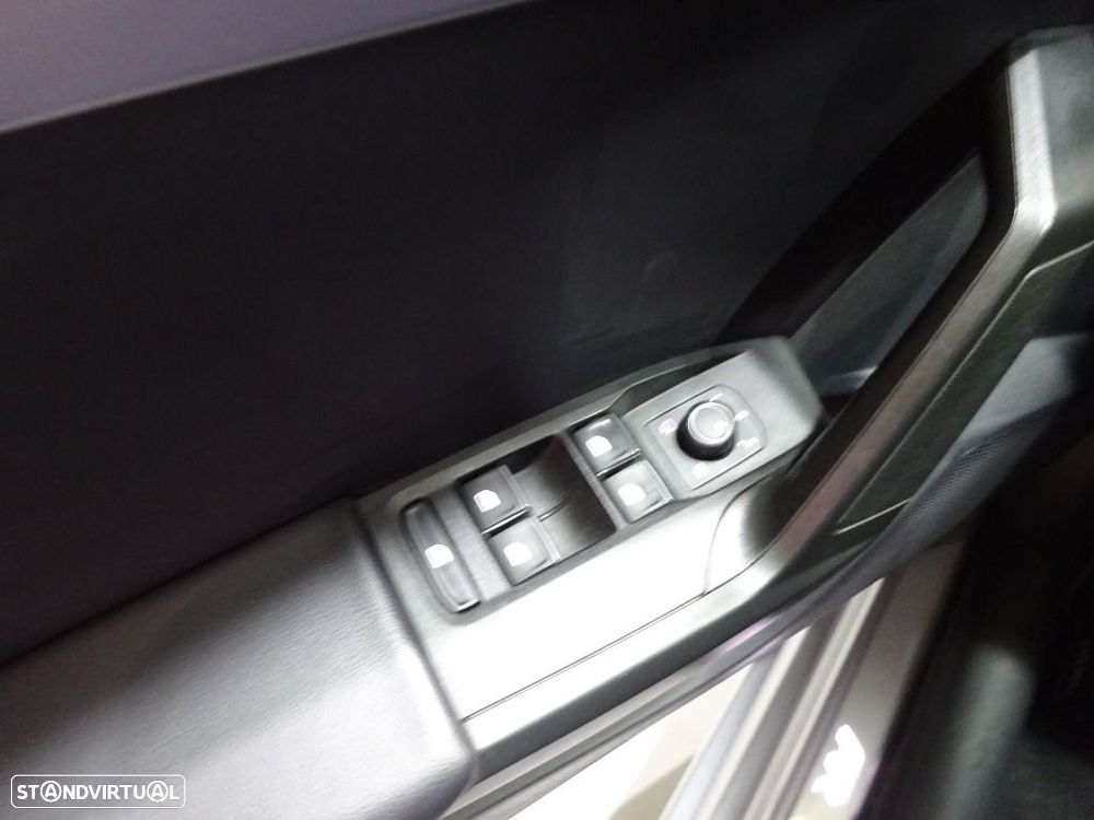 SEAT Leon ST 2.0 TDI FR DSG - 36