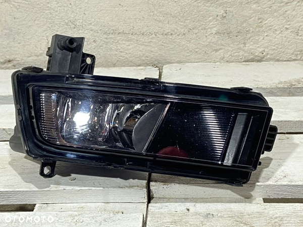 HALOGEN LEWY VW TOURAN II 5TA