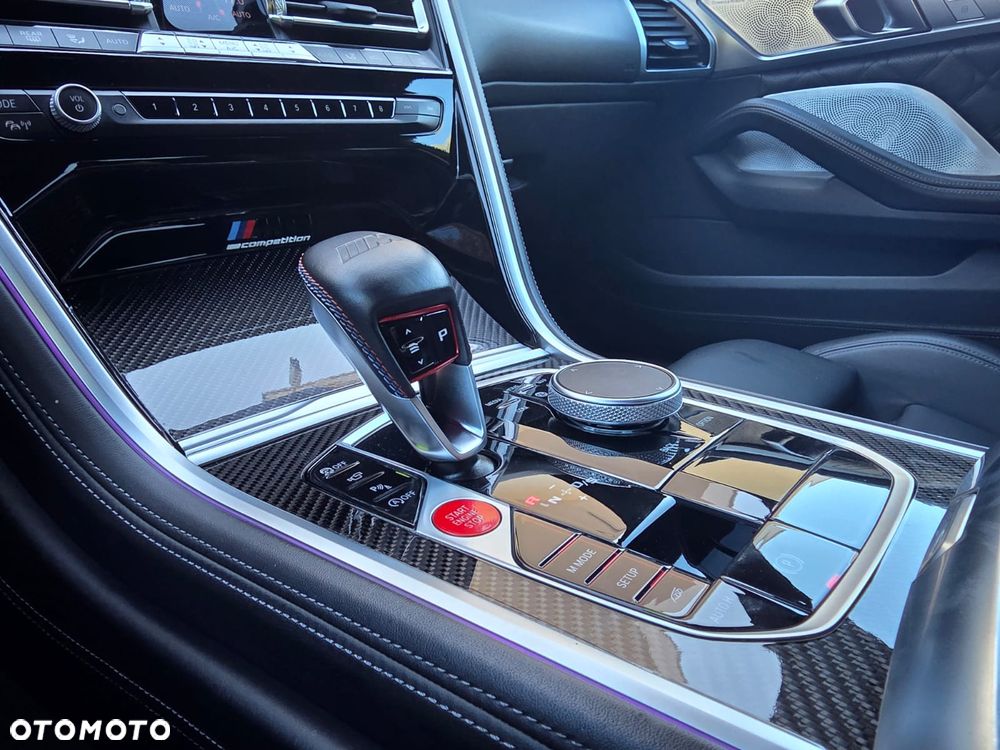 BMW M8 Competition - 17
