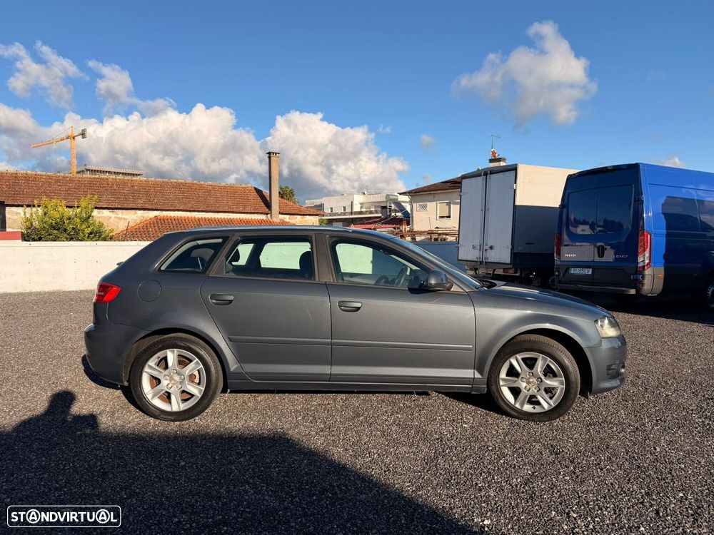 Audi A3 Sportback 1.9 TDi Sport - 11
