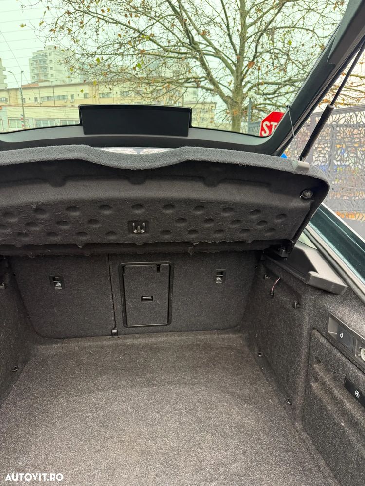 Skoda Superb 2.0 TDI DSG Ambition - 9