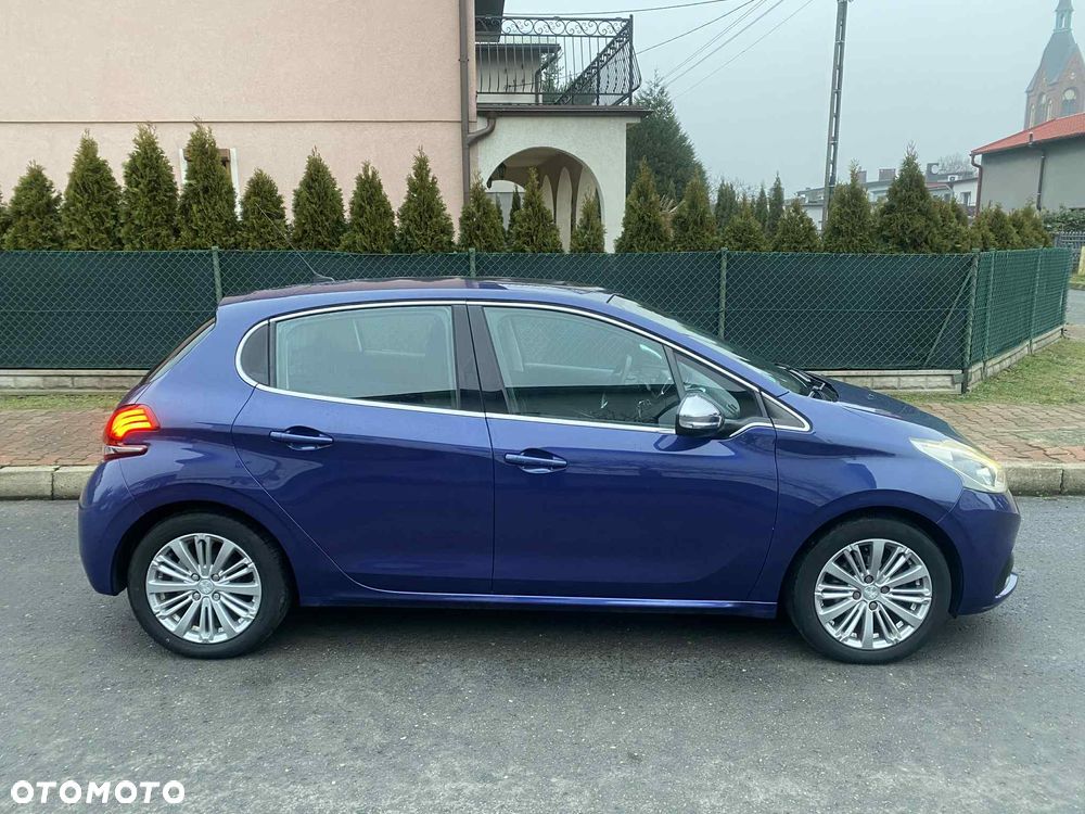 Peugeot 208 PureTech 82 Allure - 27