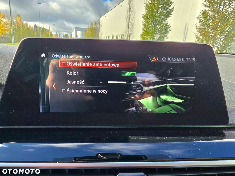 BMW Seria 5 ver-530e-iperformance-luxury-line-sport - 33