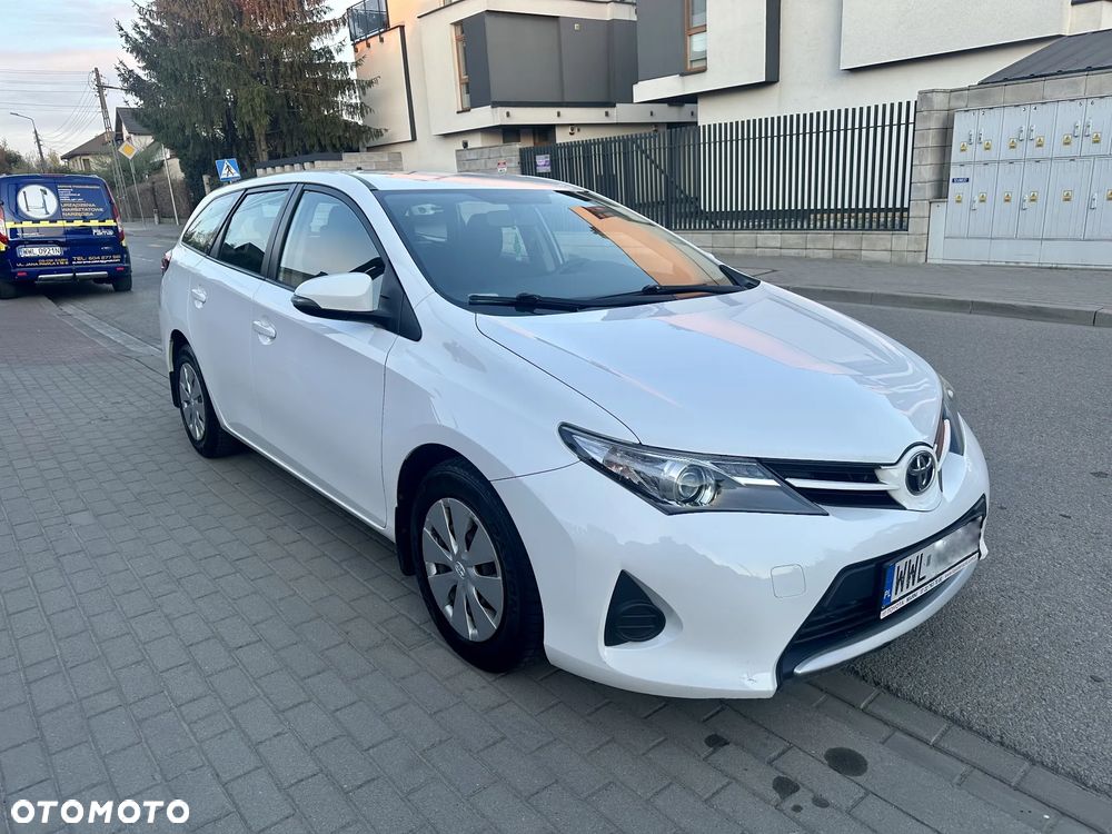 Toyota Auris 1.4 D-4D Active - 2