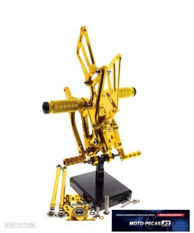 Peseira universal cbr 1000rr 04 / 07’ kit patins pousa pés suporte - 2