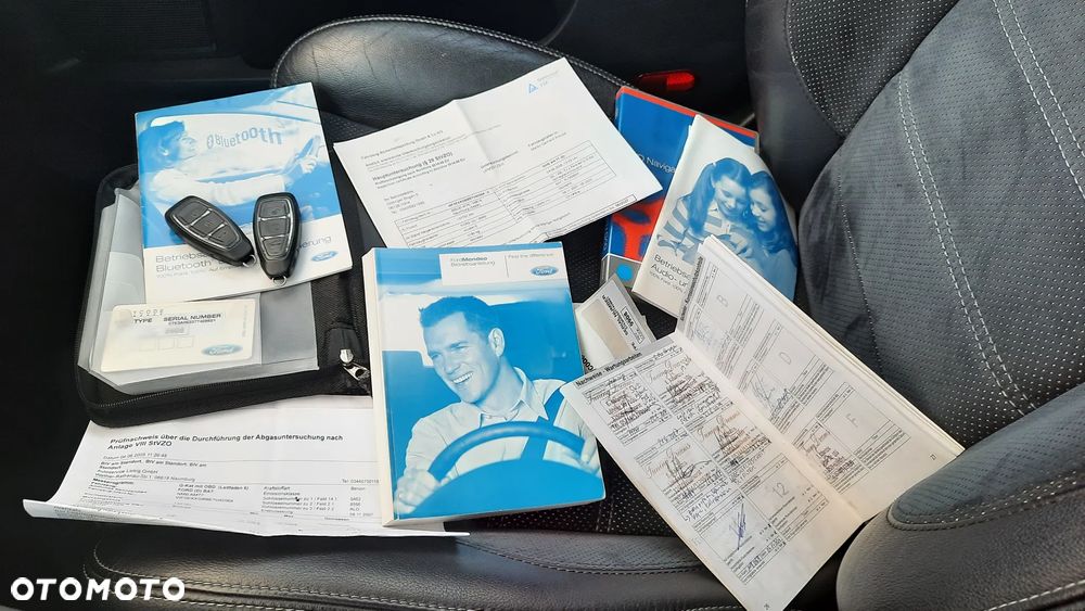 Ford Mondeo 2.5 Titanium S - 37