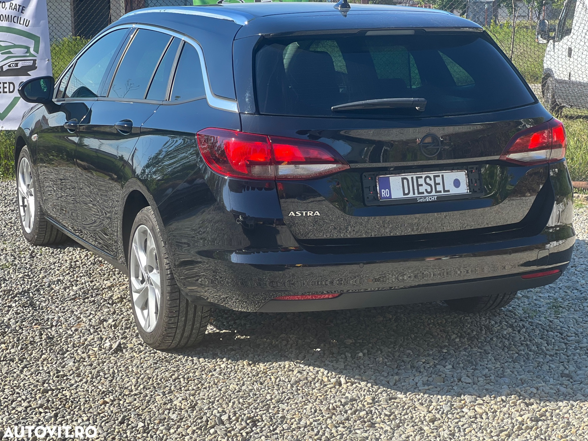 Opel Astra 1.5 D Start/Stop Elegance - 4