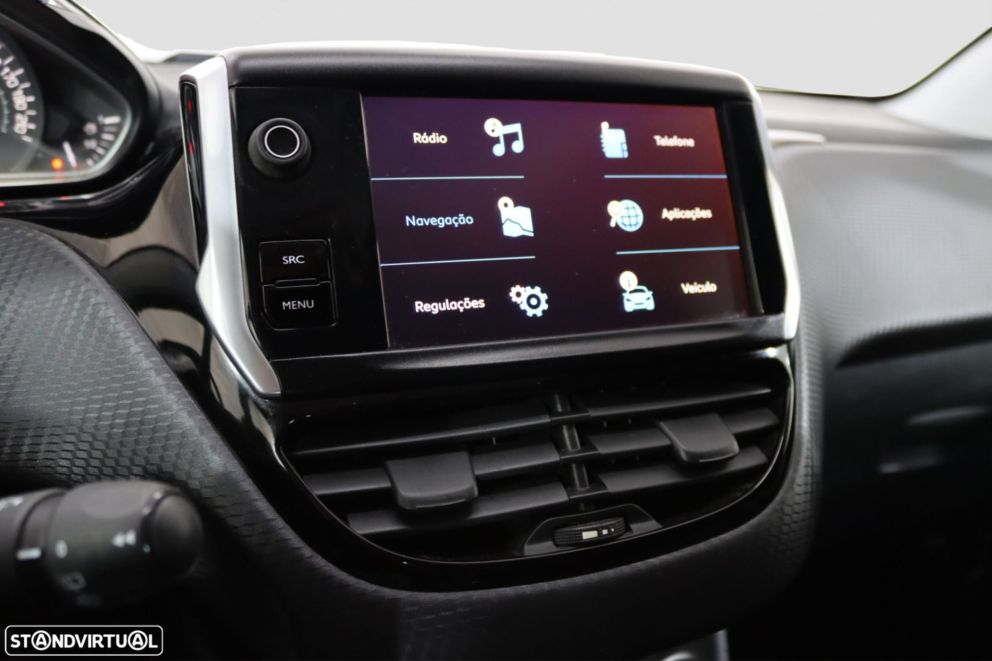Peugeot 2008 - 6
