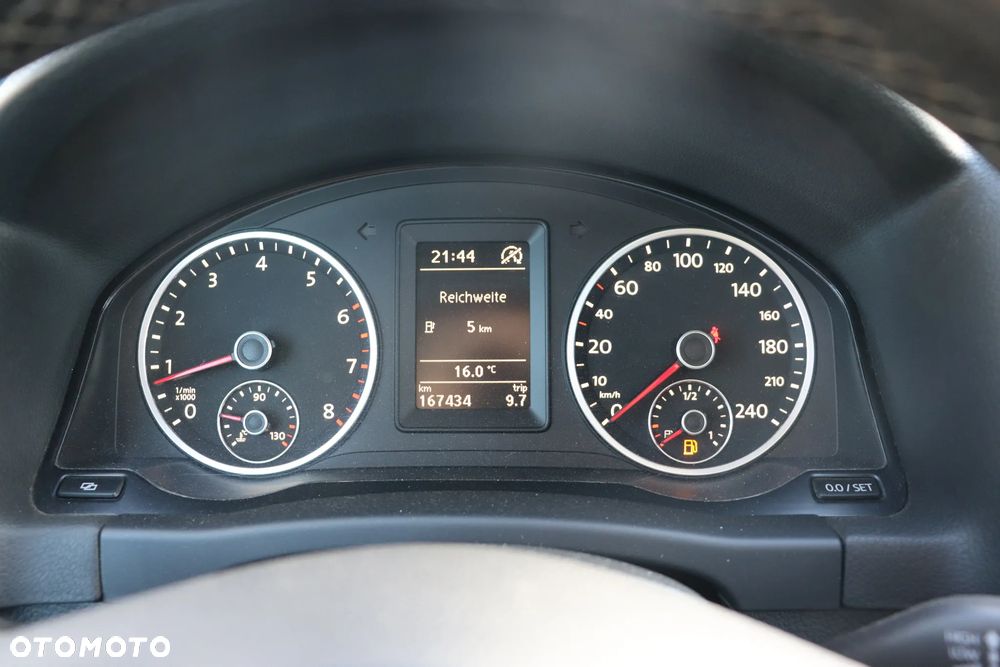 Volkswagen Tiguan - 27