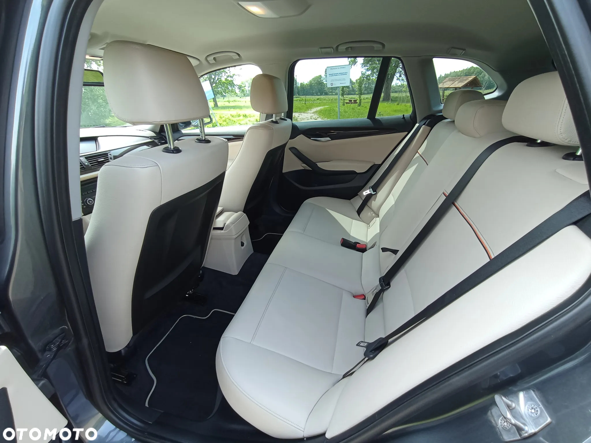 BMW X1 sDrive18d xLine - 22