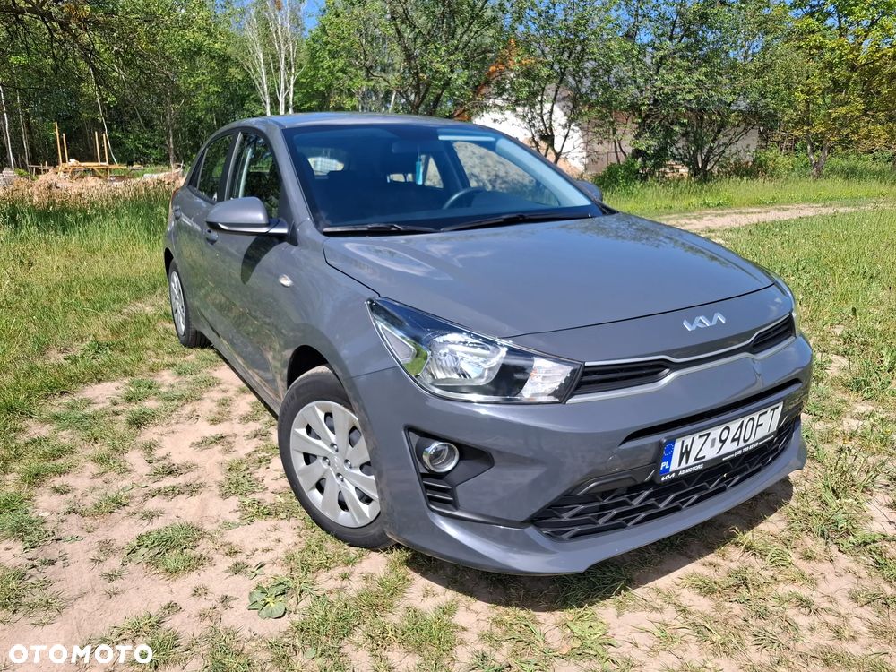 Kia Rio 1.2 L - 3
