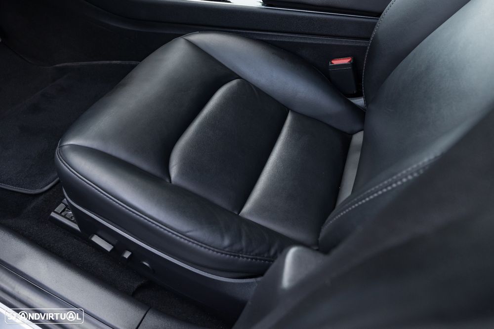 Tesla Model 3 AWD Dual Motor Performance - 34