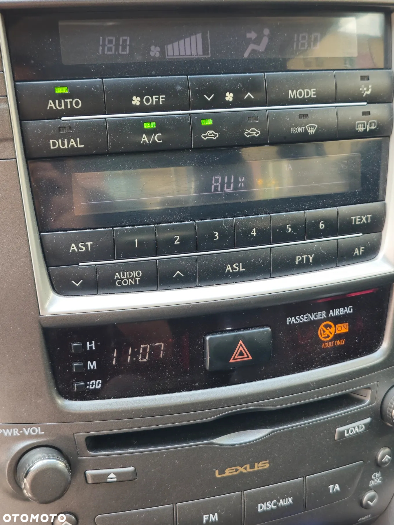 Lexus IS 220 D Prestige - 11