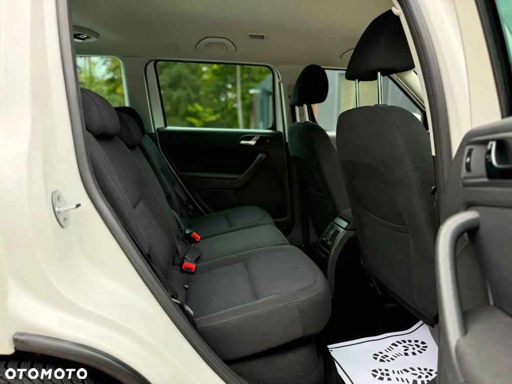 Skoda Yeti 2.0 TDI DSG 4x4 Adventure - 23