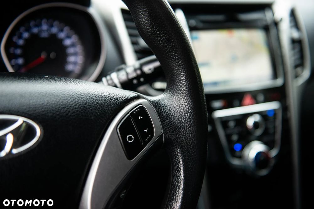 Hyundai i30 1.4 CRDi Premium - 39