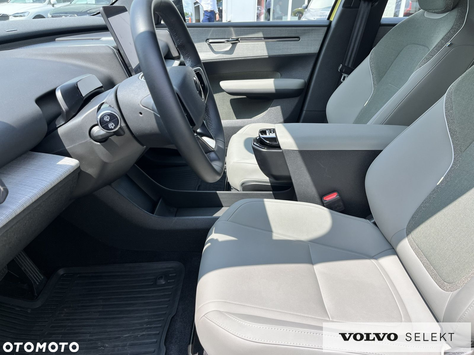 Volvo EX30 - 11