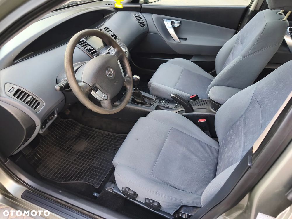 Nissan Primera 1.6 Visia - 19