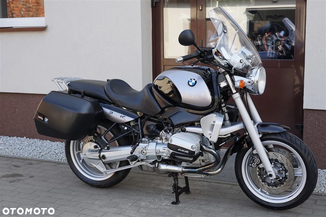 BMW R - 1