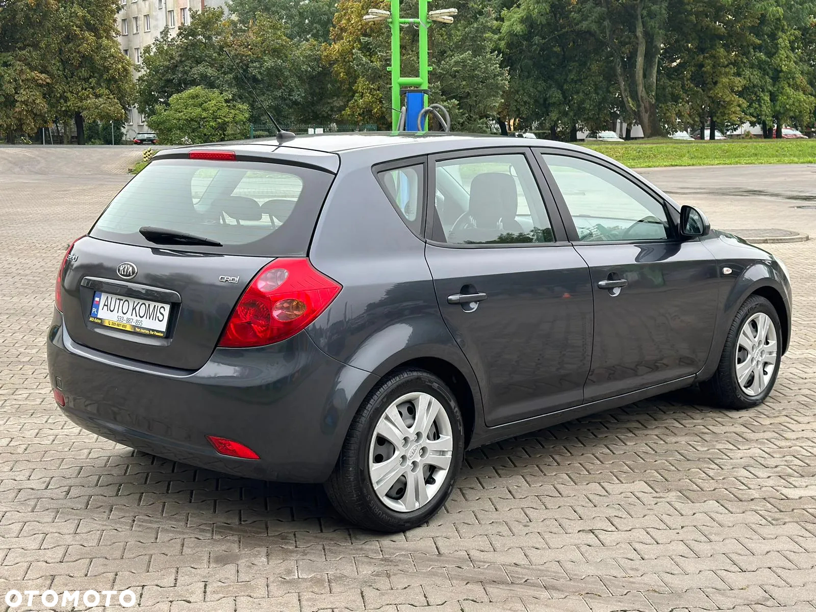 Kia Ceed - 8
