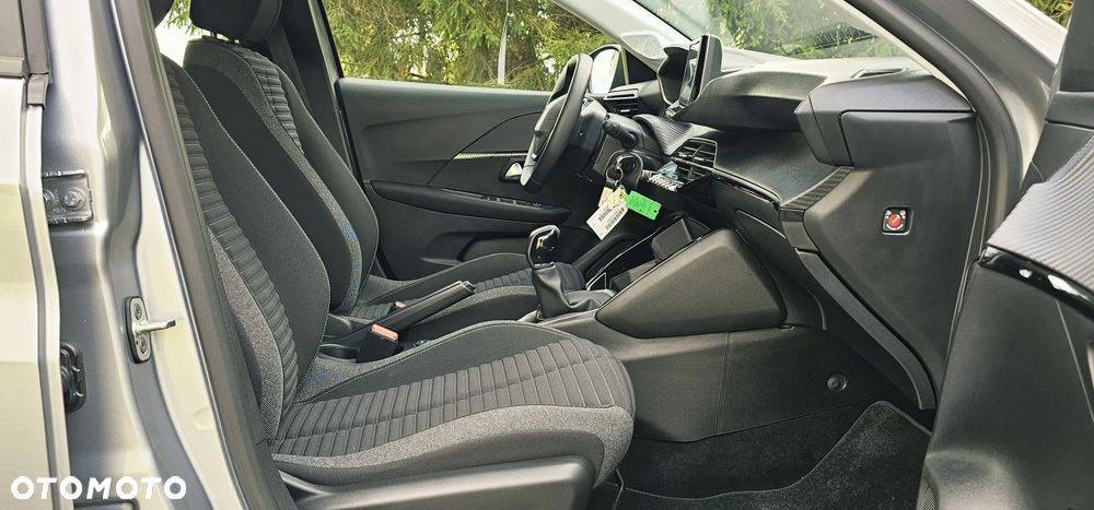 Peugeot 208 - 3