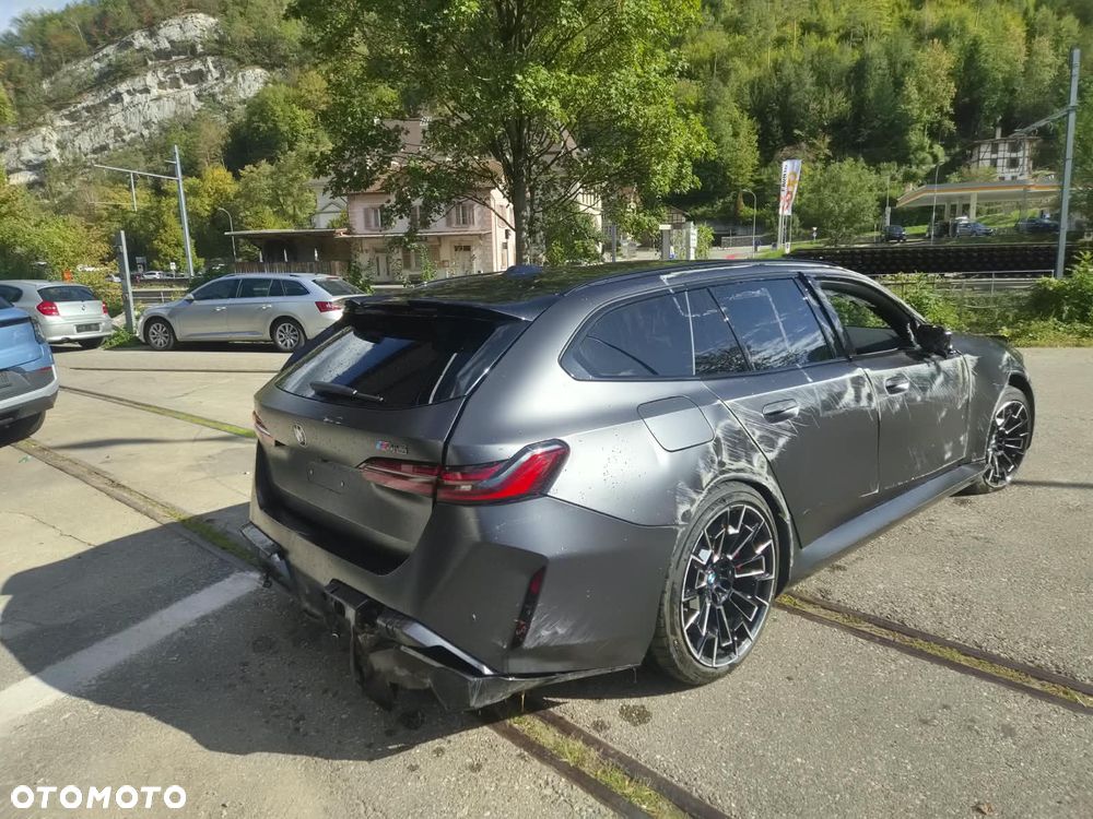 BMW M5 xDrive - 7