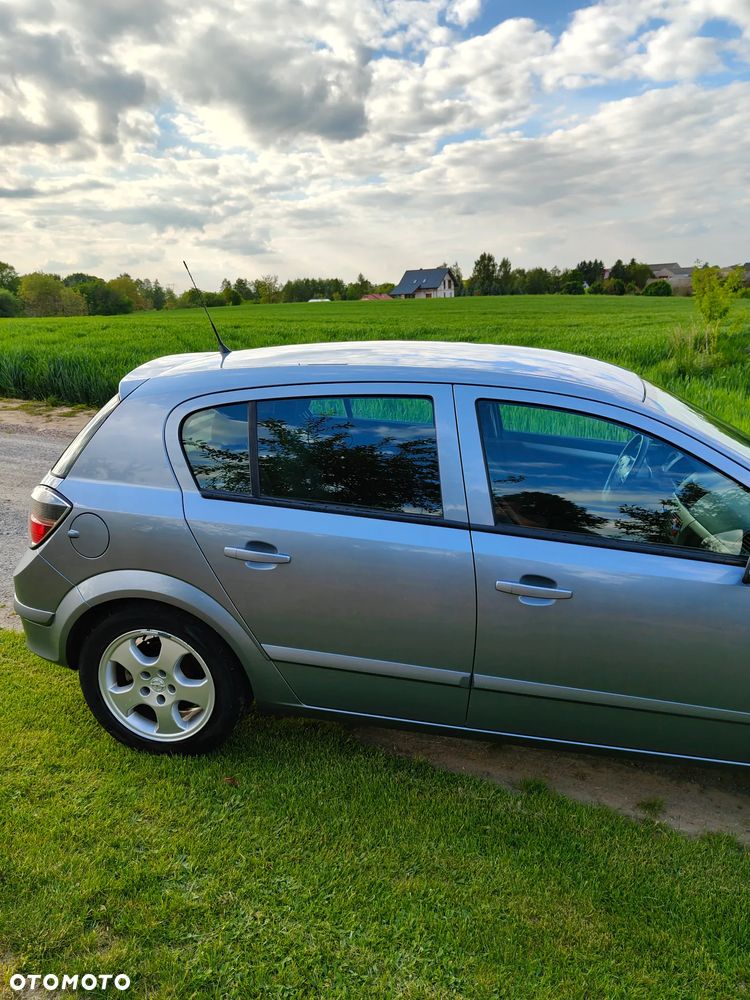Opel Astra - 4
