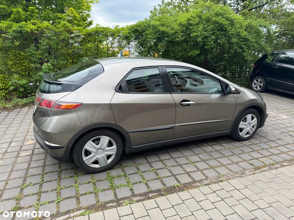 Honda Civic 1.4 Comfort - 4