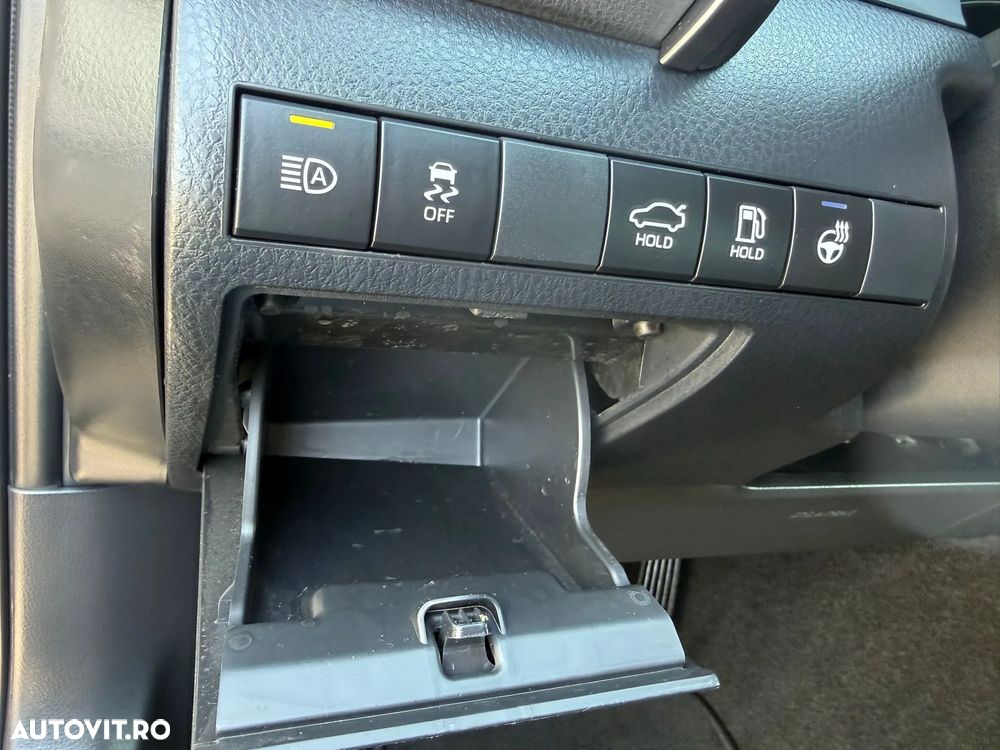 Toyota Camry 2.5 Dynamic - 11