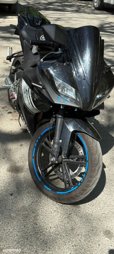 Yamaha YZF-R 125 - 1