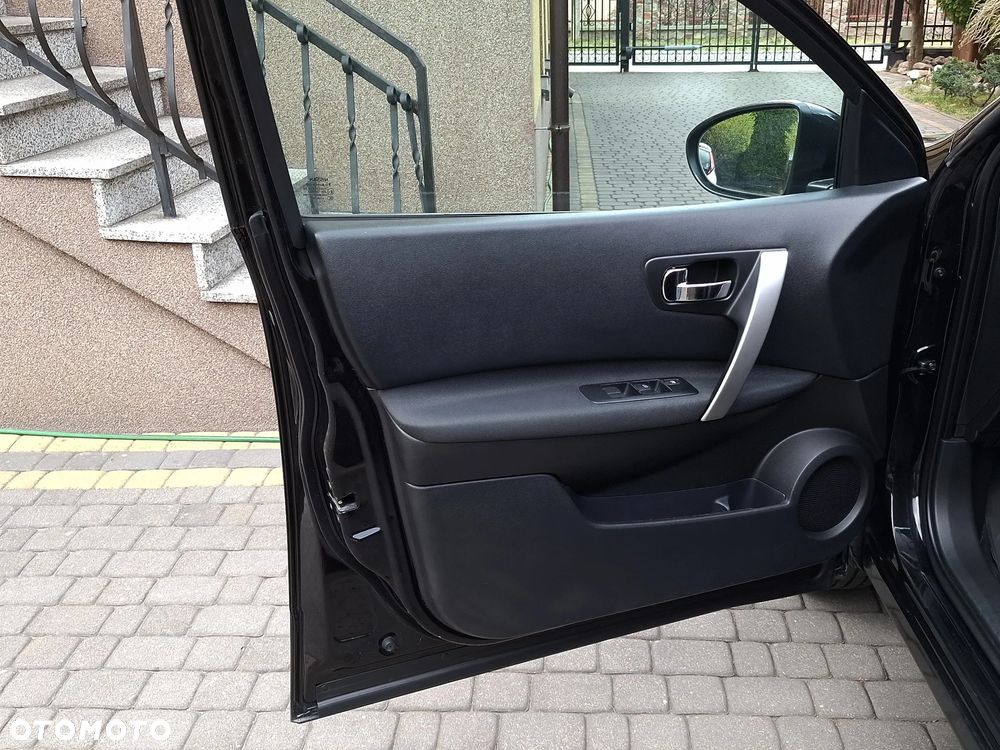 Nissan Qashqai 2.0 4x4 Tekna Premium - 12