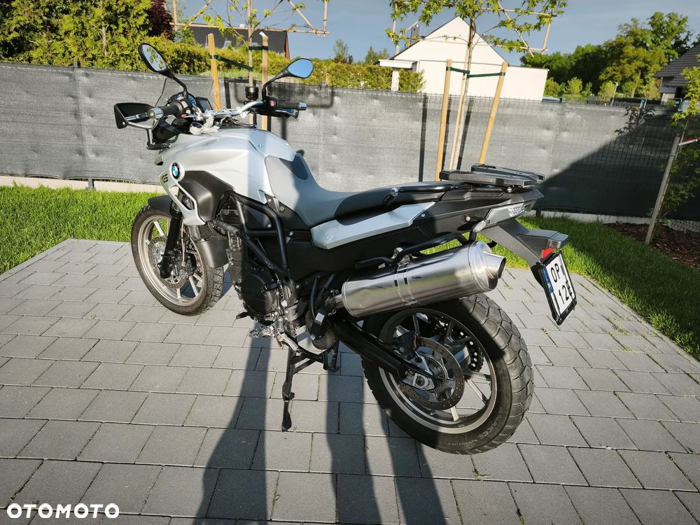 BMW F - 13