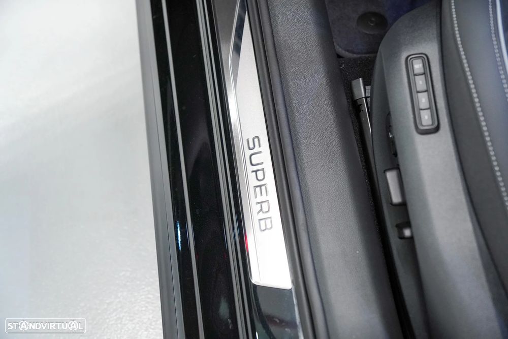 Skoda Superb 1.5 TSI iV Sportline DSG - 21