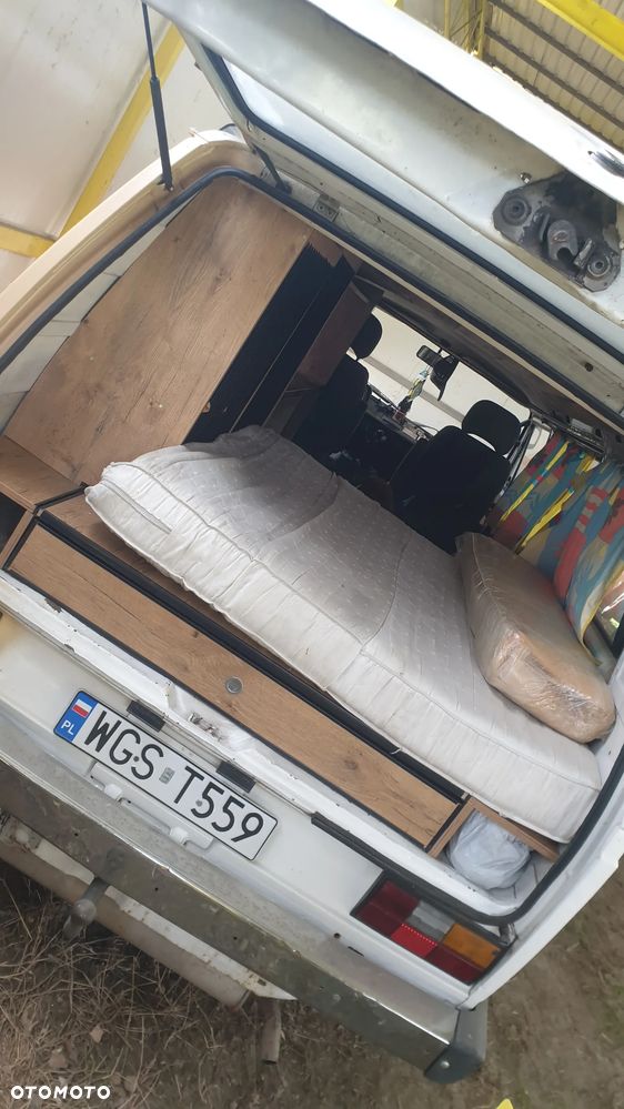 Volkswagen Transporter - 7