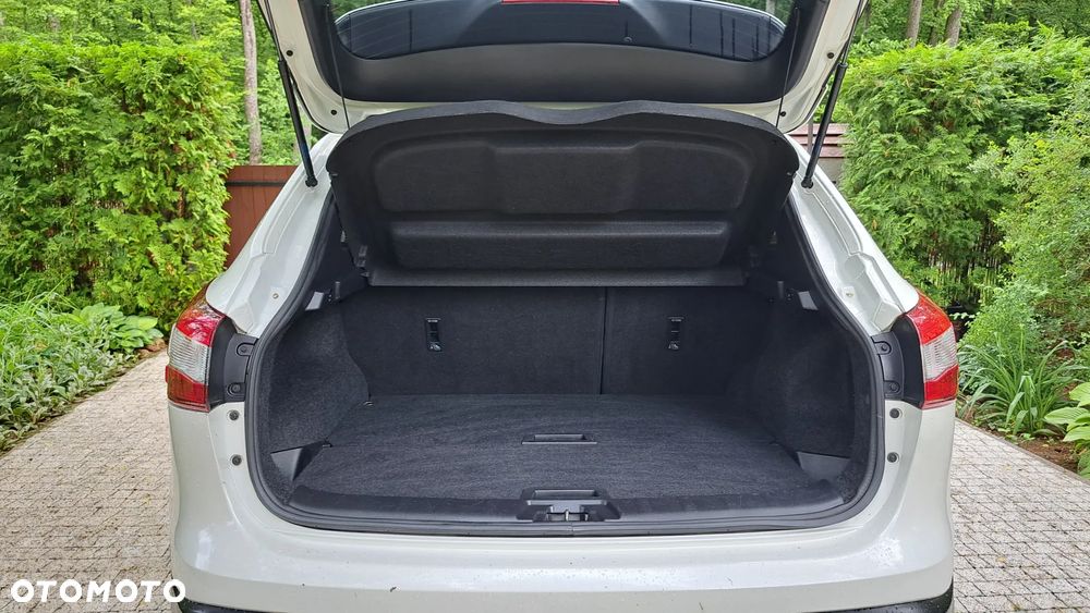 Nissan Qashqai 1.6 dCi Tekna S&S - 6