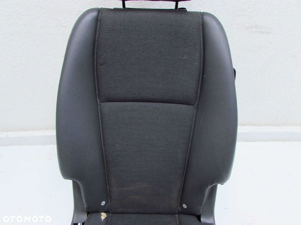 VOLVO XC90 FOTEL SIEDZENIE TYL LEWY MATERIAL II RZAD ISOFIX 02-14 - 4