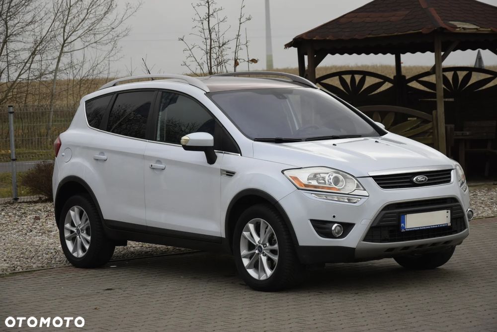 Ford Kuga 2.0 TDCi FWD Titanium Plus - 31