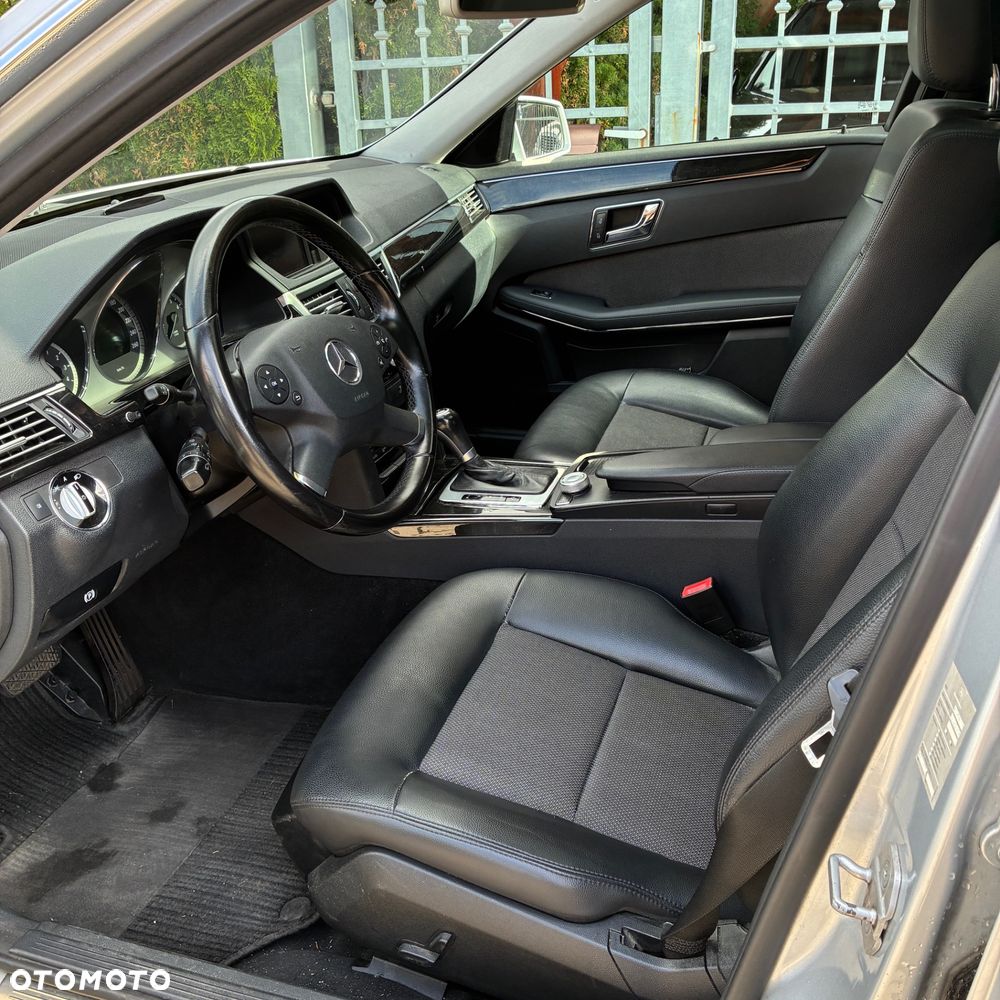 Mercedes-Benz Klasa E 250 T CGI BlueEFFICIENCY Automatik Avantgarde - 6
