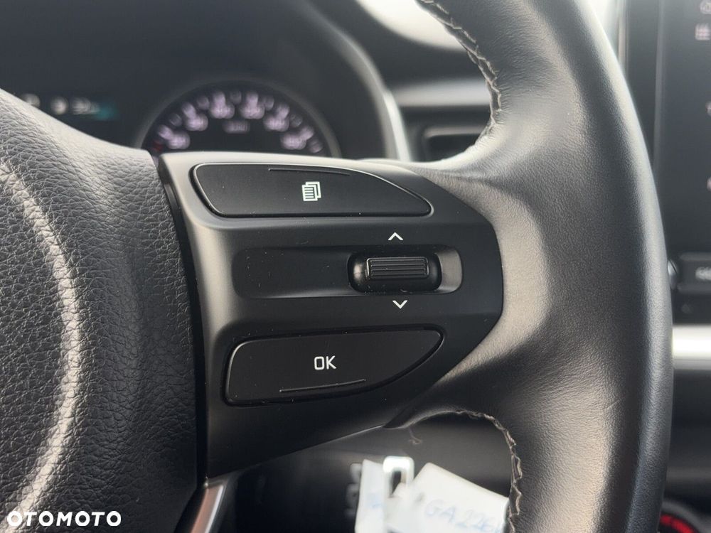 Kia Stonic - 19