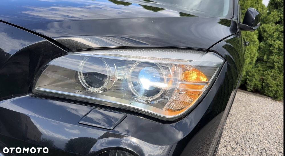 BMW X1 sDrive18d xLine - 16