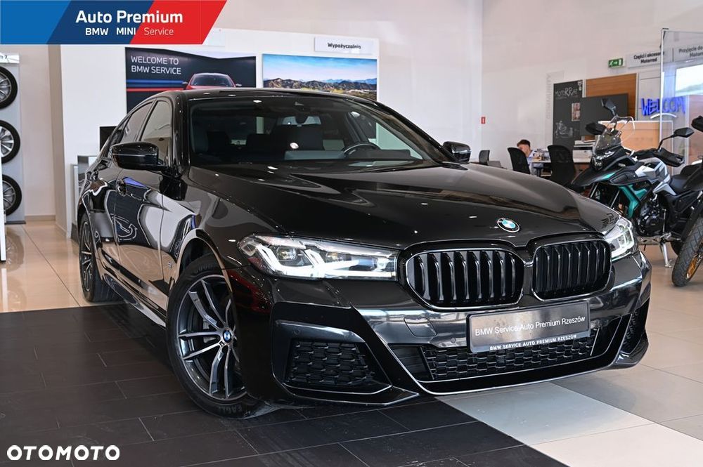 BMW Seria 5 520d M Sport sport - 2