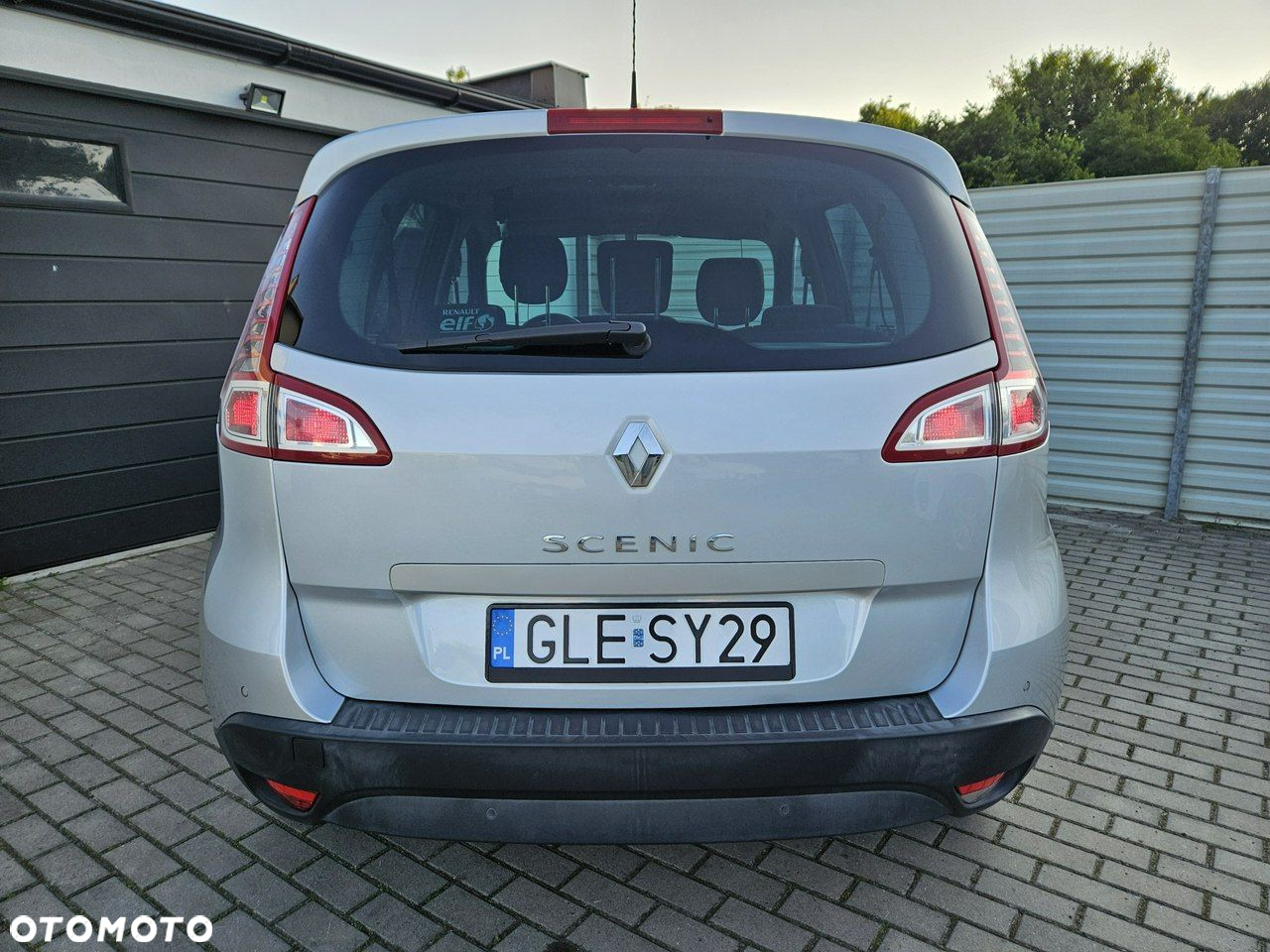 Renault Scenic 1.4 16V TCE Privilege - 3