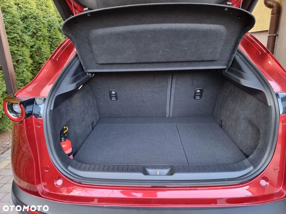 Mazda CX-30 2.0 mHEV Hikari 2WD - 10