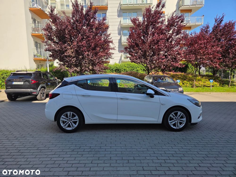 Opel Astra 1.2 T Edition S&S - 4