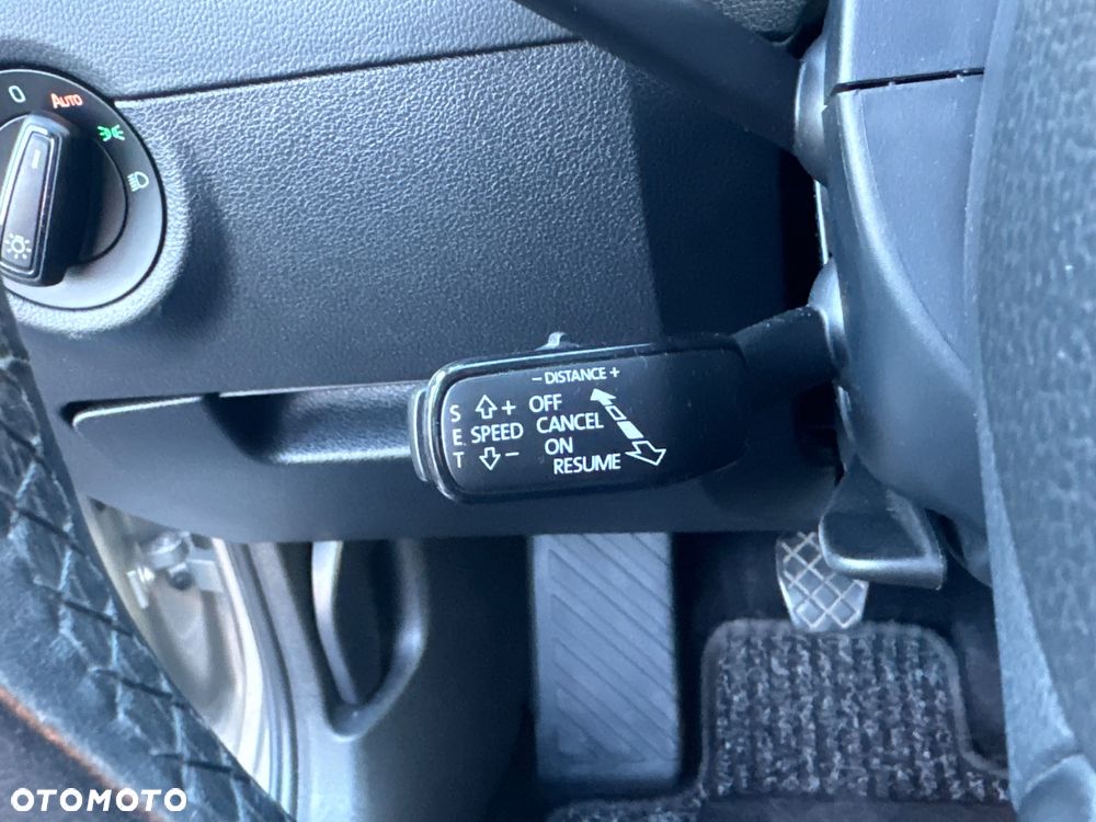 Skoda Octavia 1.6 TDI Premium Edition - 39